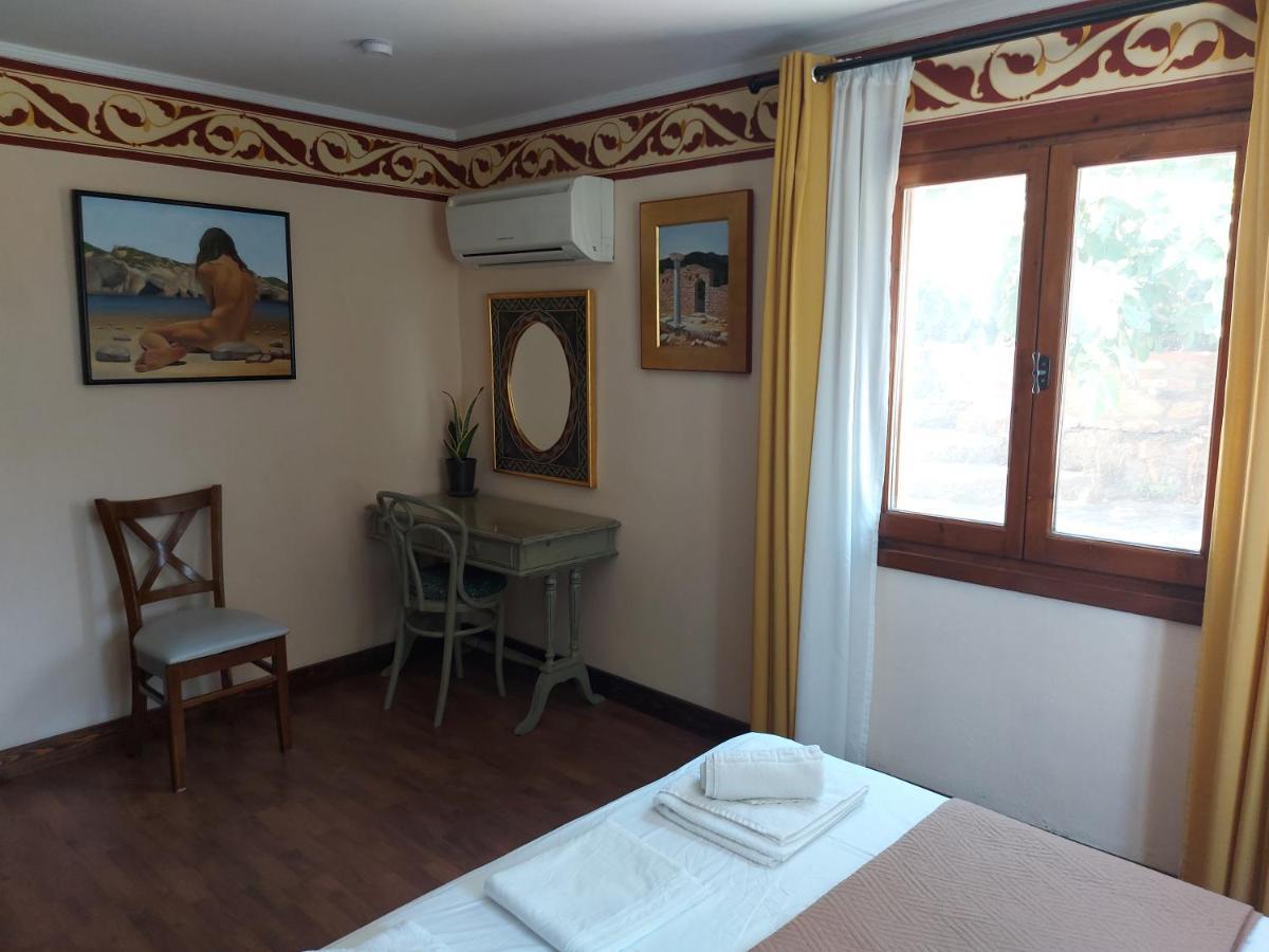 Varias Art House Kallirakhi Exterior photo